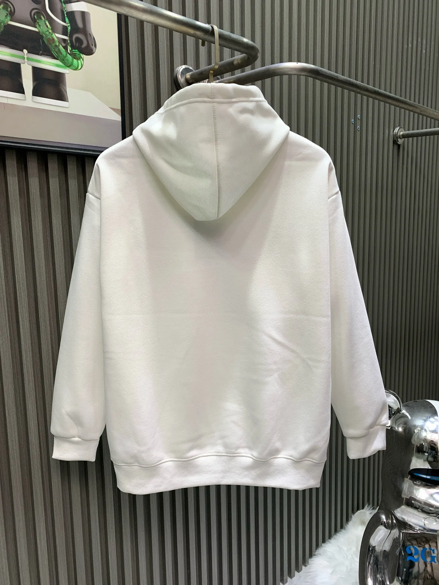 🅿️280 white